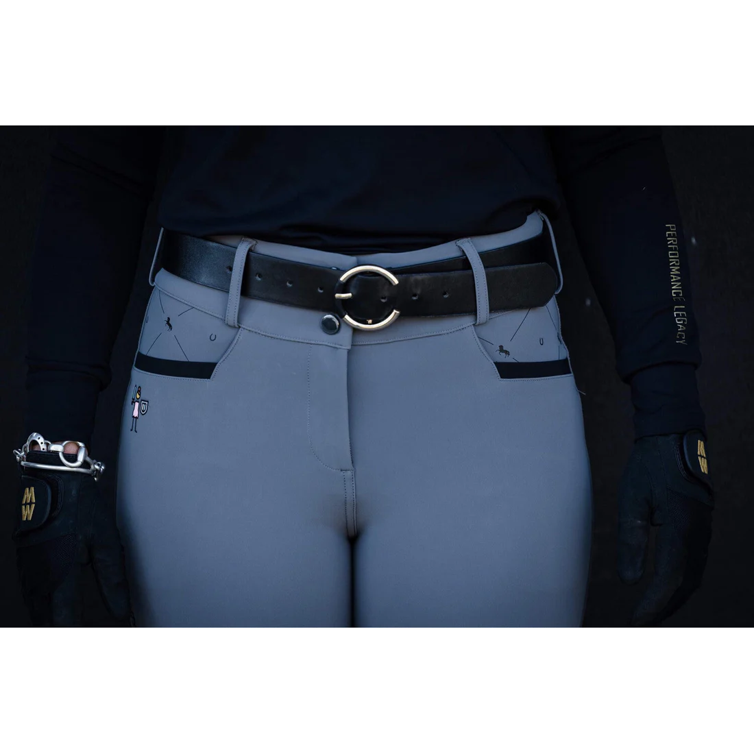DW Endura Gunsmoke Grey Breech - Full Seat Grip