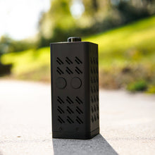 Load image into Gallery viewer, Equine Eye Voyager