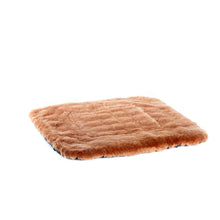 Load image into Gallery viewer, E.A Mattes Dog Bed "Jezzy"