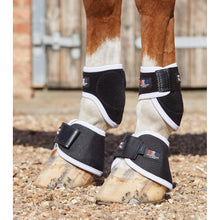 Load image into Gallery viewer, Magni-Teque Magnetic Hoof Boots