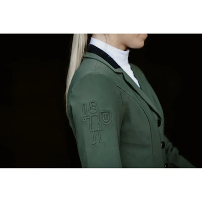 Performance Legacy Show Jacket