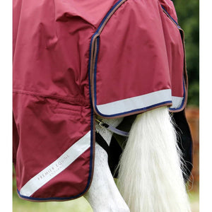 Buster 400g Turnout Rug with Snug-fit Neck Cover