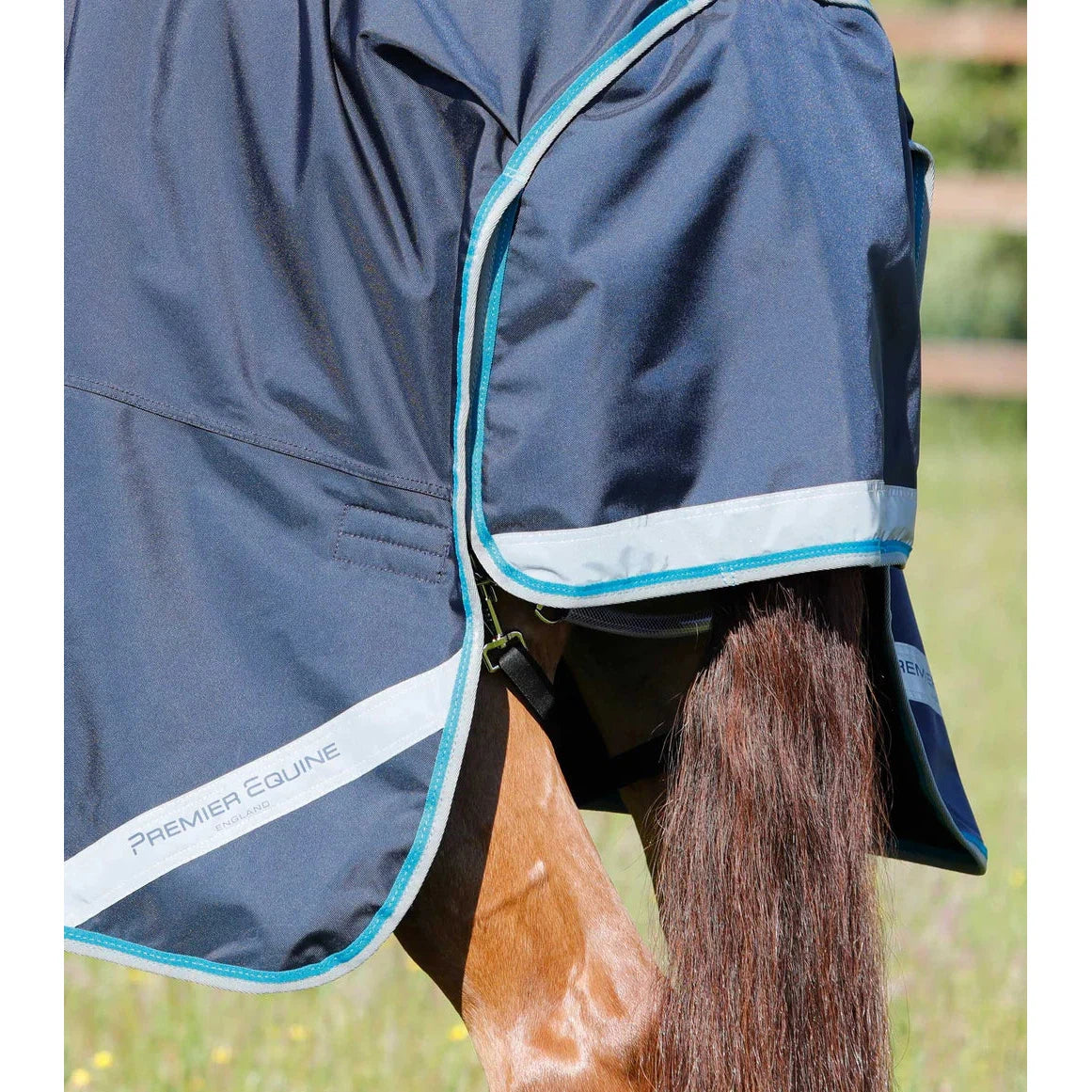 Buster Storm 100g Combo Turnout Rug with Snug-Fit Neck