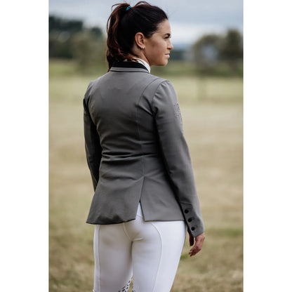 Performance Legacy Show Jacket