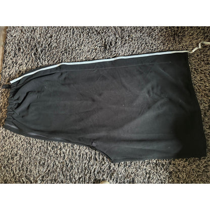 Black Fleece Neck Blanket - Universal Size