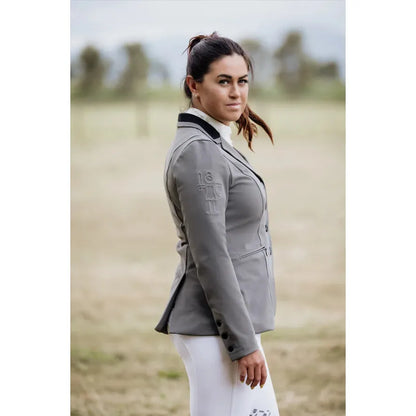 Performance Legacy Show Jacket