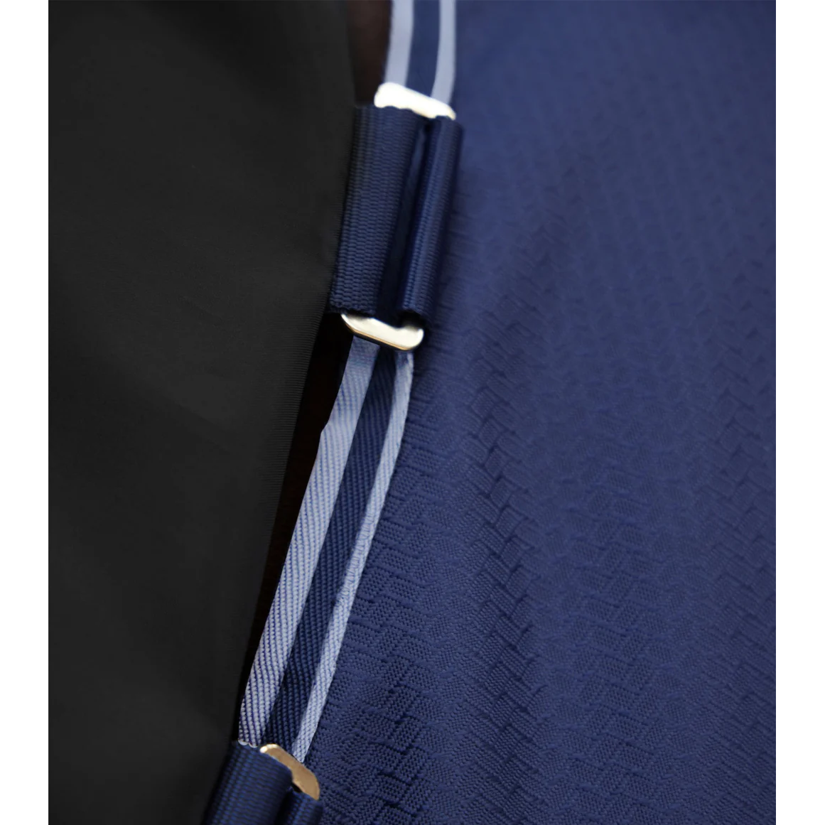 Stratus 600D Series 200g Turnout Rug with Classic Neck Cover