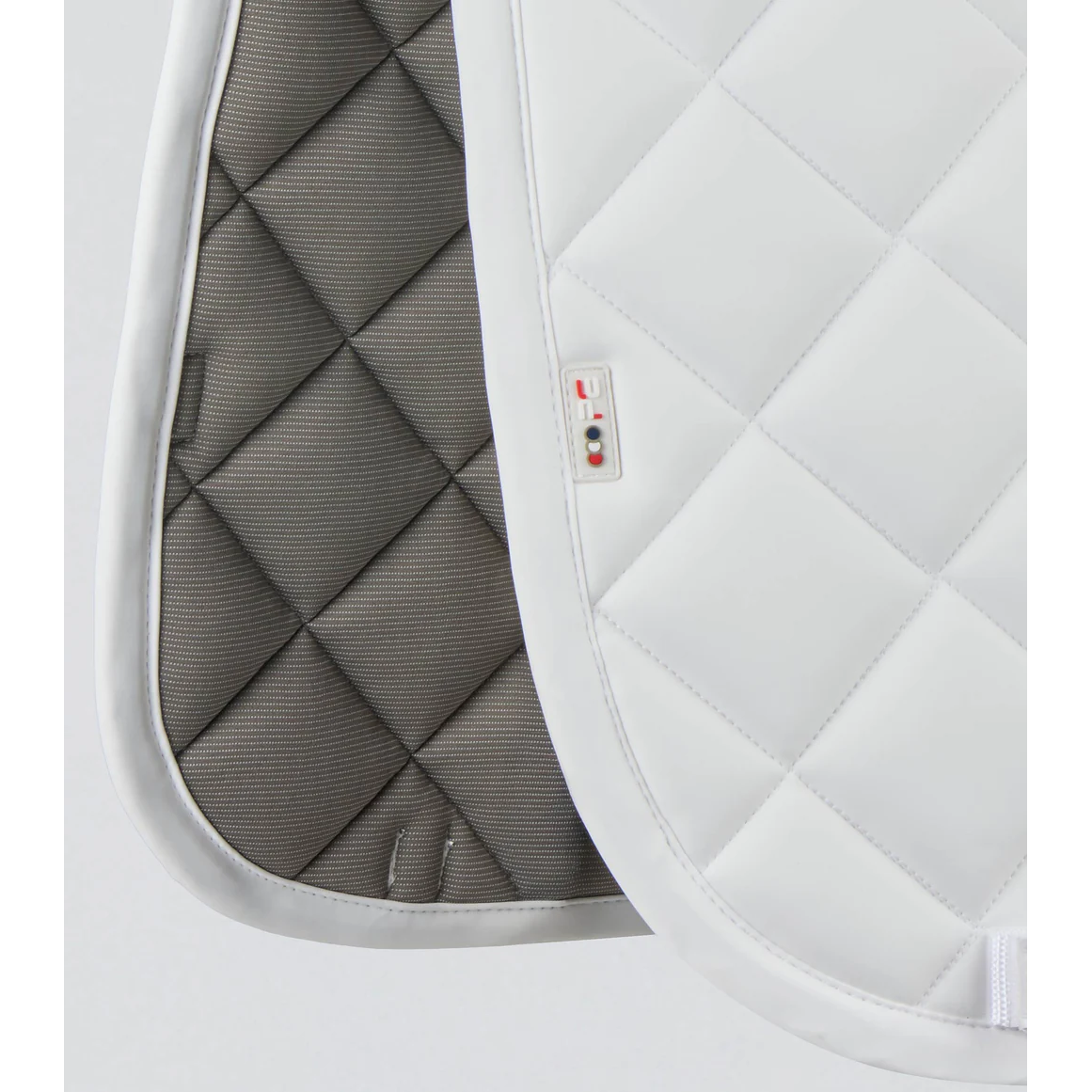 Atlas Close Contact Dressage Square