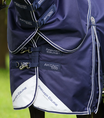 Akoni 100g Turnout Rug with Classic Neck Cover