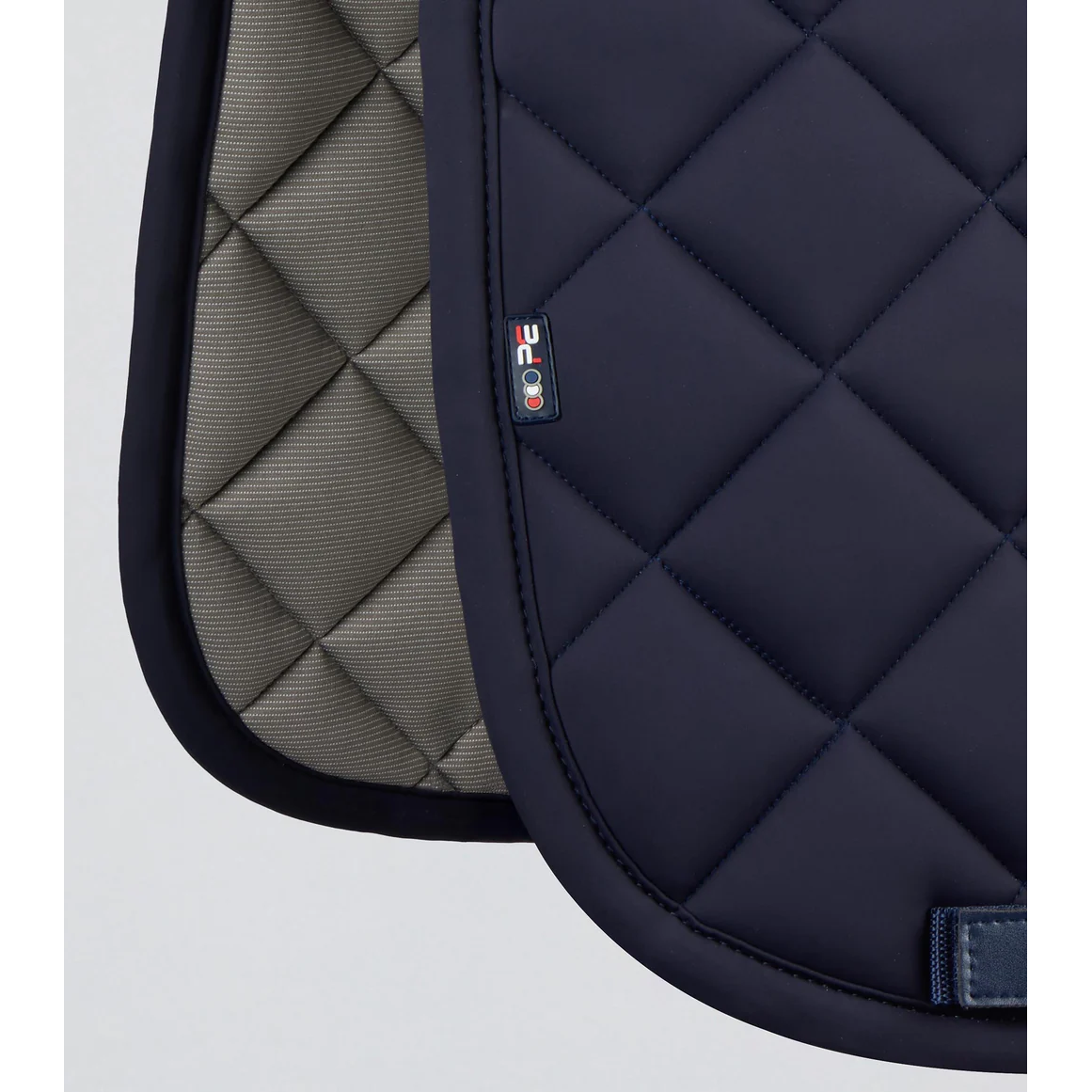 Atlas Close Contact Dressage Square