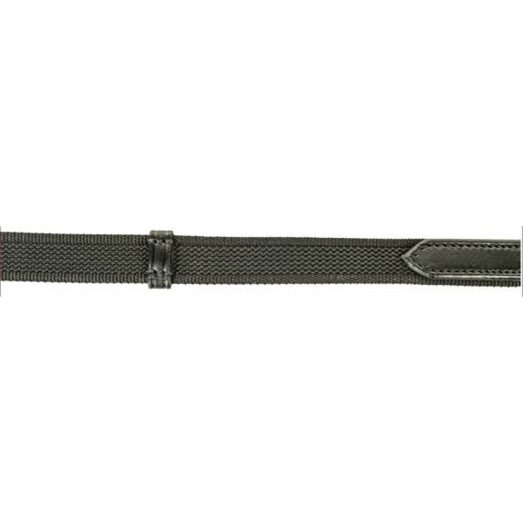 Reins interwoven with rubber