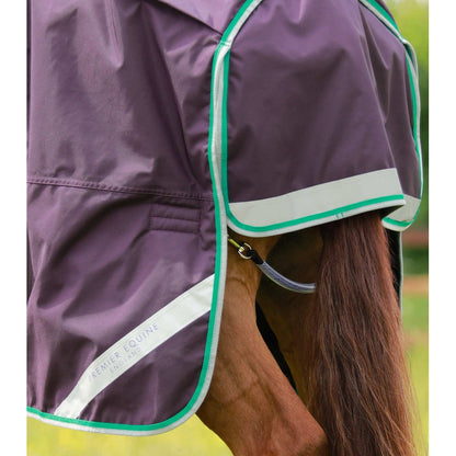 Buster 200g Turnout Rug with Snug-Fit Neck Cover