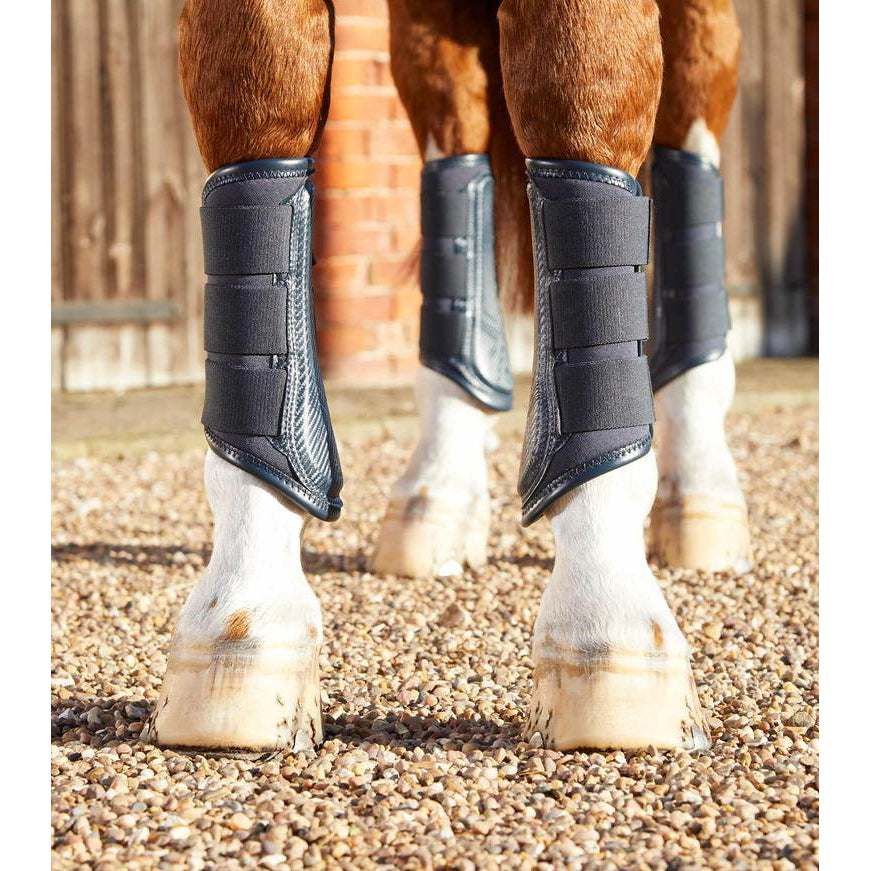 Carbon Air-Tech Single Locking Brushing Boots